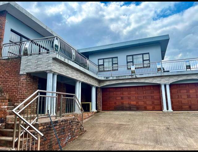 6 BEDROOM HOUSE FOR SALE IN BLACKRIDGE